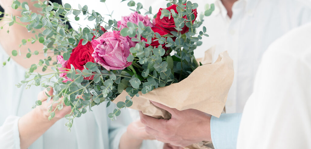 両親の結婚記念日に贈る—感謝を伝える準備ガイド